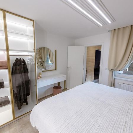 Apartman Stari Toranj III Vukovar Exterior foto